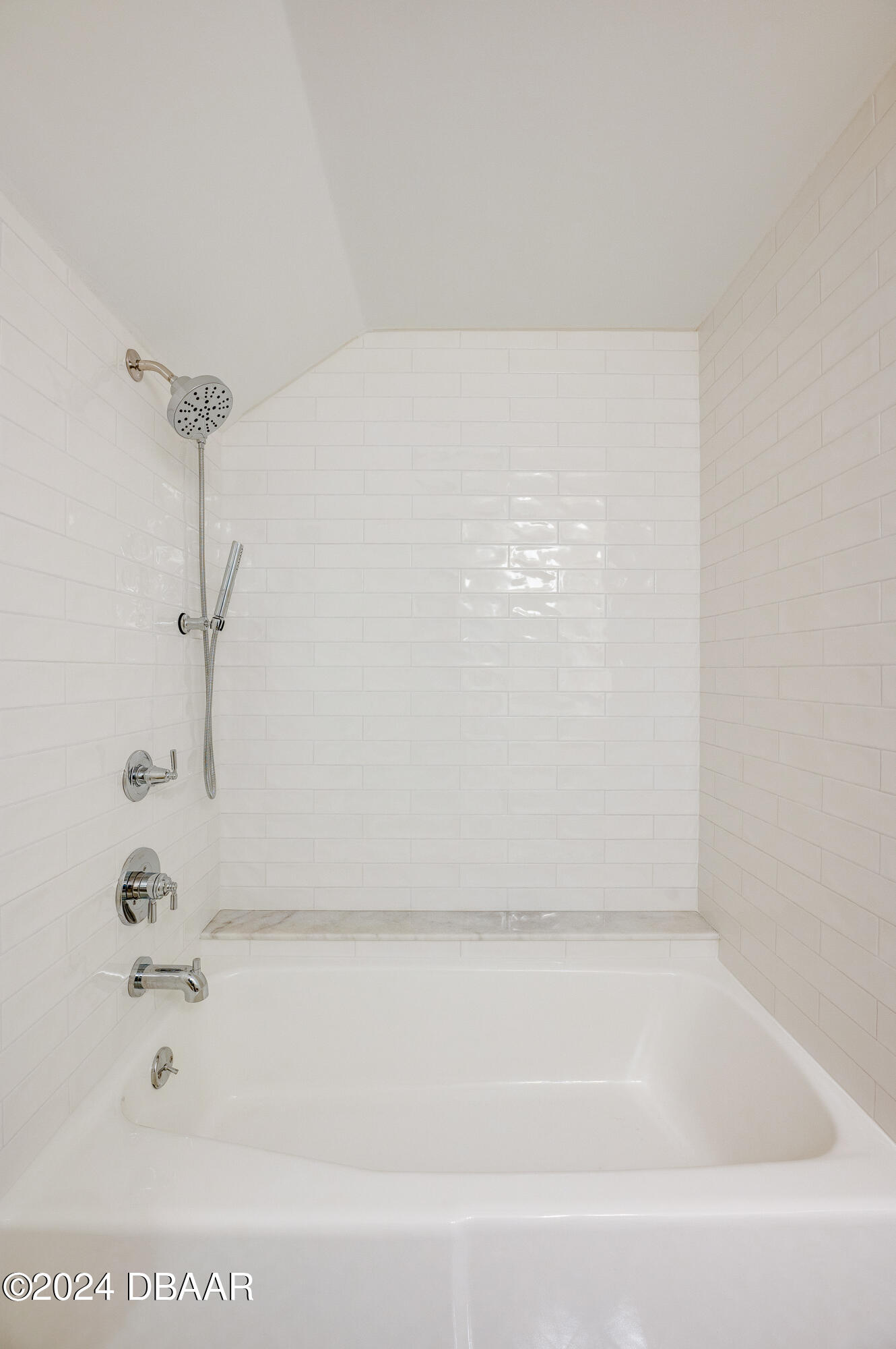 49 River Ridge Trail Ormond Beach, FL 32174 - Photo 44 of 59 Upstairs Bathroom