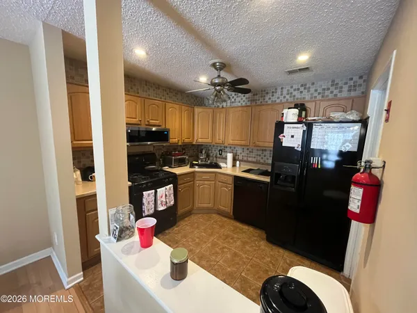 $2,550 | 19 Augusta Court, Unit 6, Freehold, NJ 07728