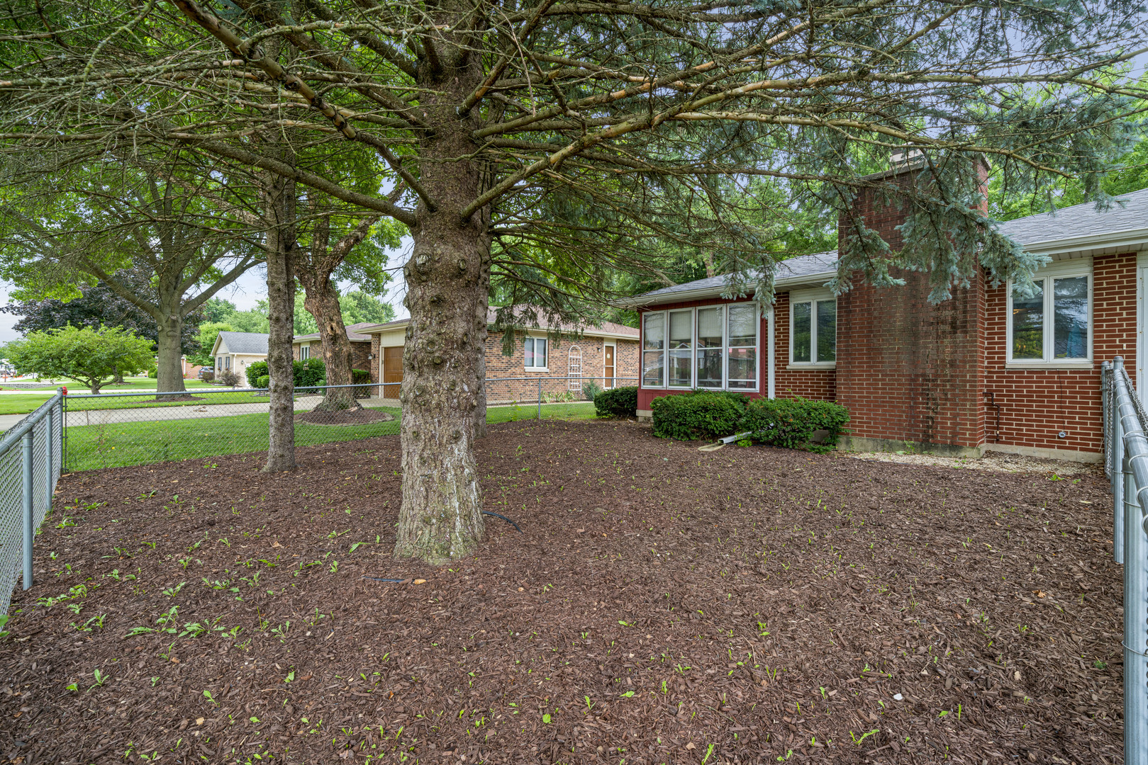 1204 Prairie Lane Yorkville, IL 60560 - Photo 27 of 32