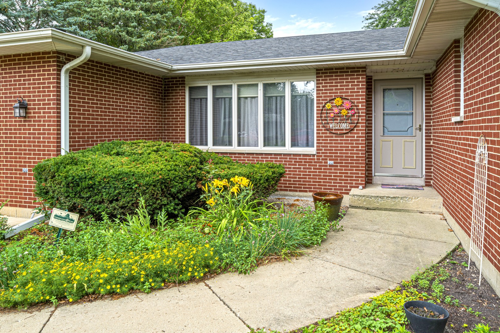 1204 Prairie Lane Yorkville, IL 60560 - Photo 4 of 32
