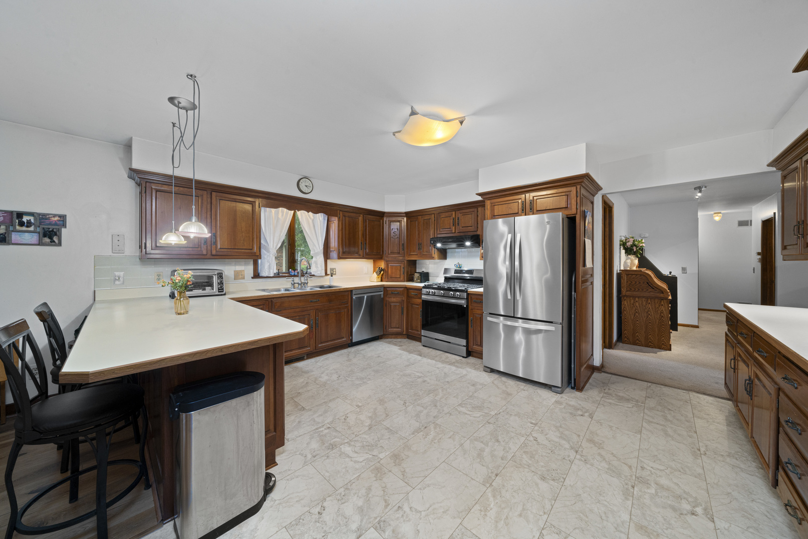 1204 Prairie Lane Yorkville, IL 60560 - Photo 8 of 32