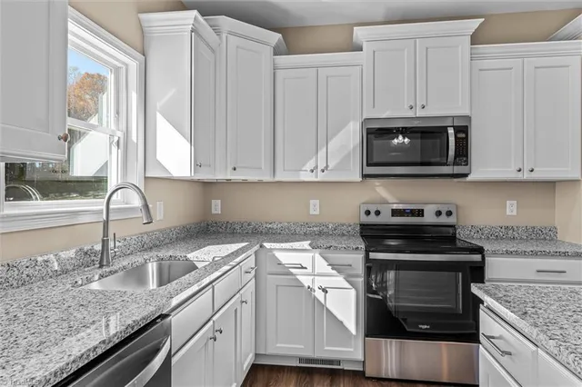 $459,900 | 6049 Frye Bridge Road, Clemmons, NC 27012