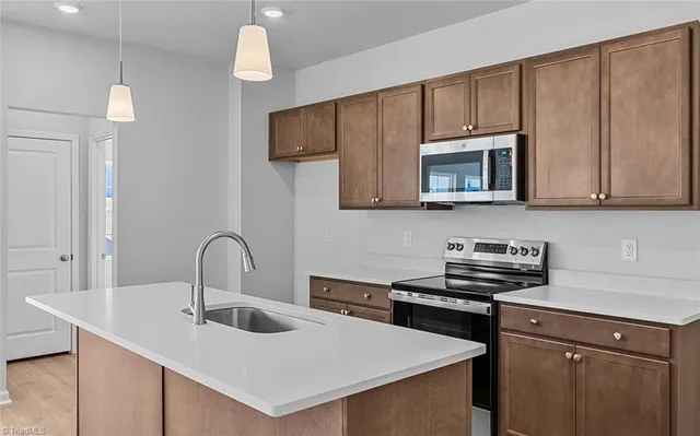 $333,000 | 167 Candytuft Court, Lexington, NC 27295