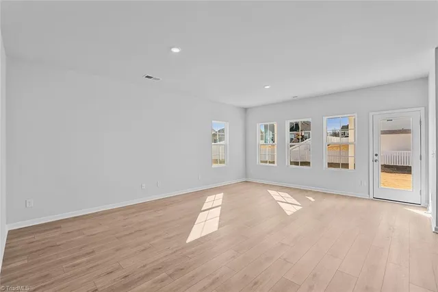 $333,000 | 167 Candytuft Court, Lexington, NC 27295