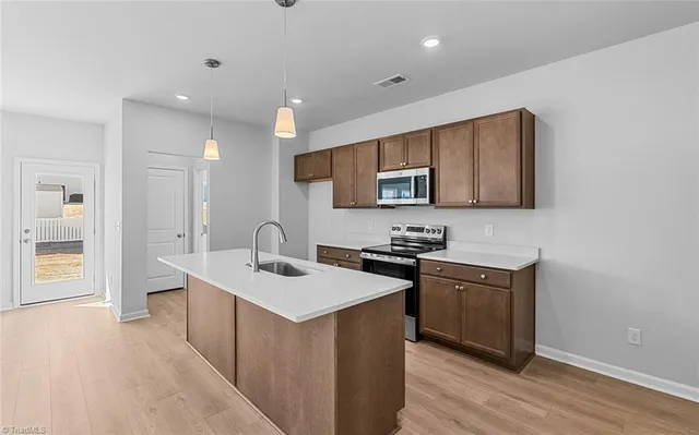 $333,000 | 167 Candytuft Court, Lexington, NC 27295