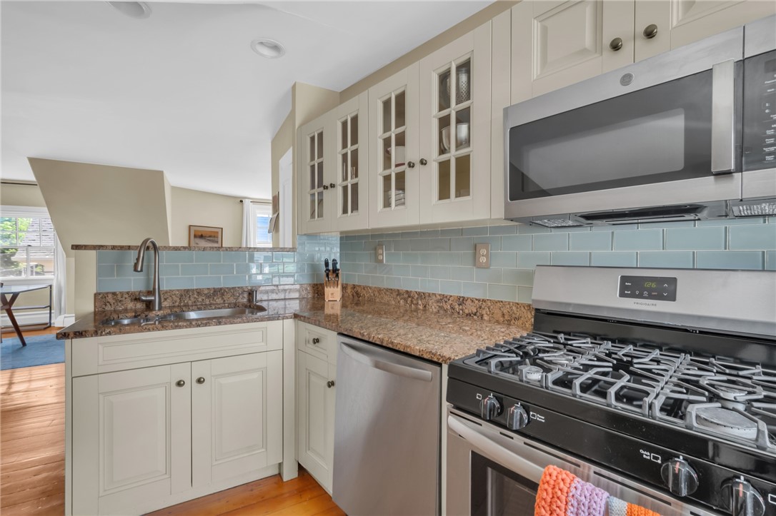 156 Prospect Street, Unit 3 Providence, RI 02906 - Photo 14 of 27