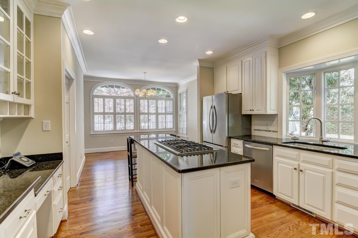 320 Cambridge Woods Way Raleigh, NC 27608 - Photo 11 of 25