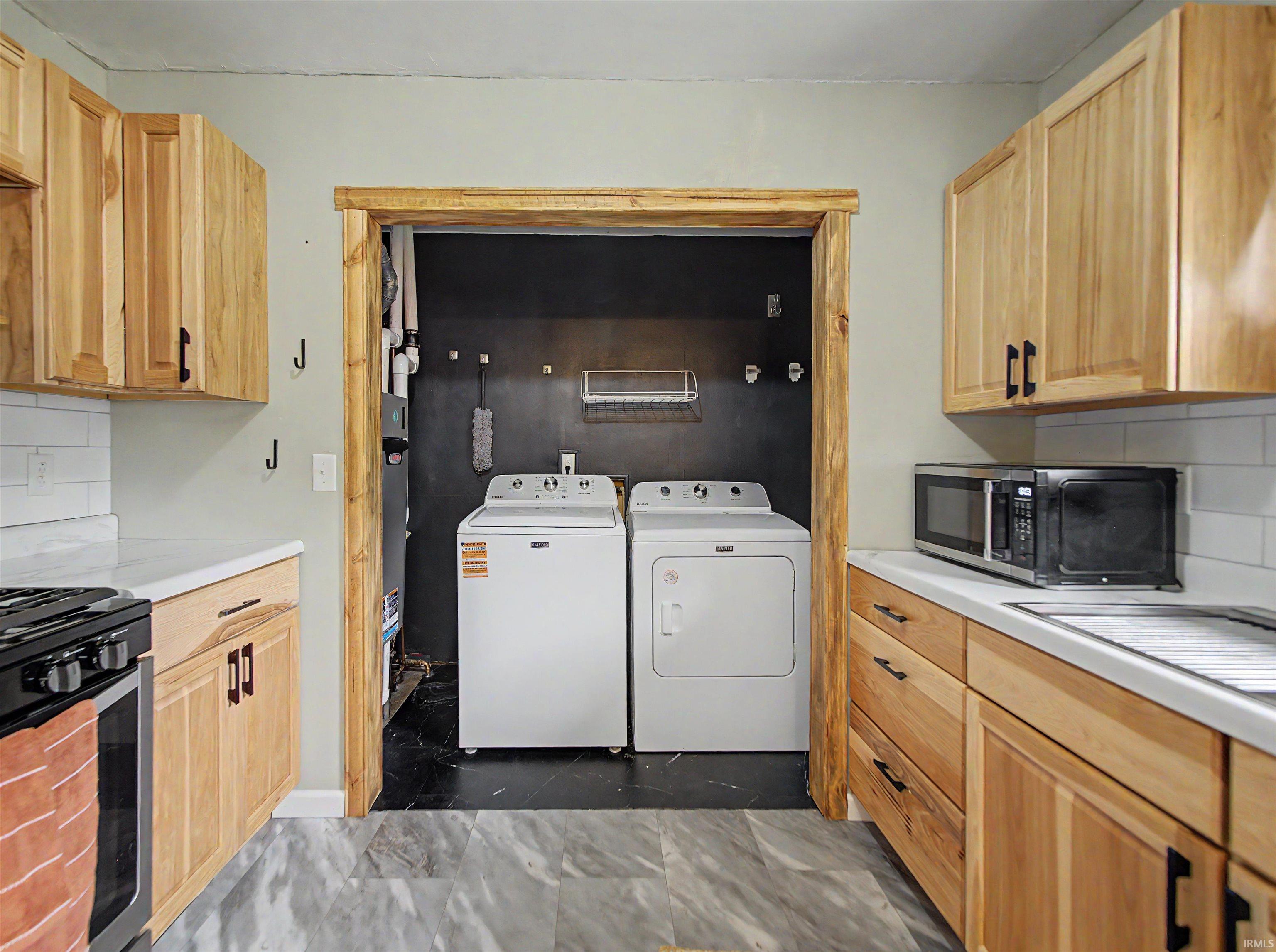 2606 Lexington Road Evansville, IN 47720 - Photo 11 of 41 Gallery Image 11