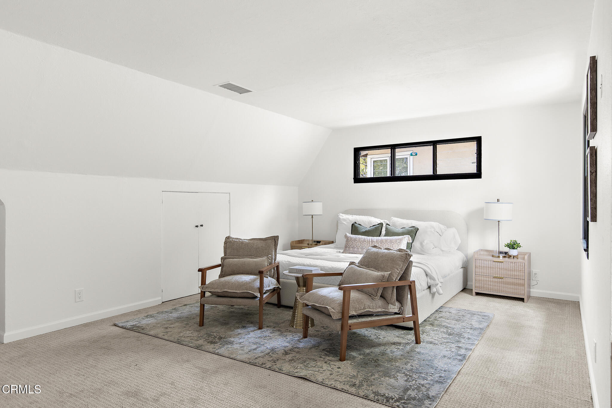 1858 Laurel Bay Drive Pasadena, CA 91105 - Photo 24 of 47 a living room with furniture