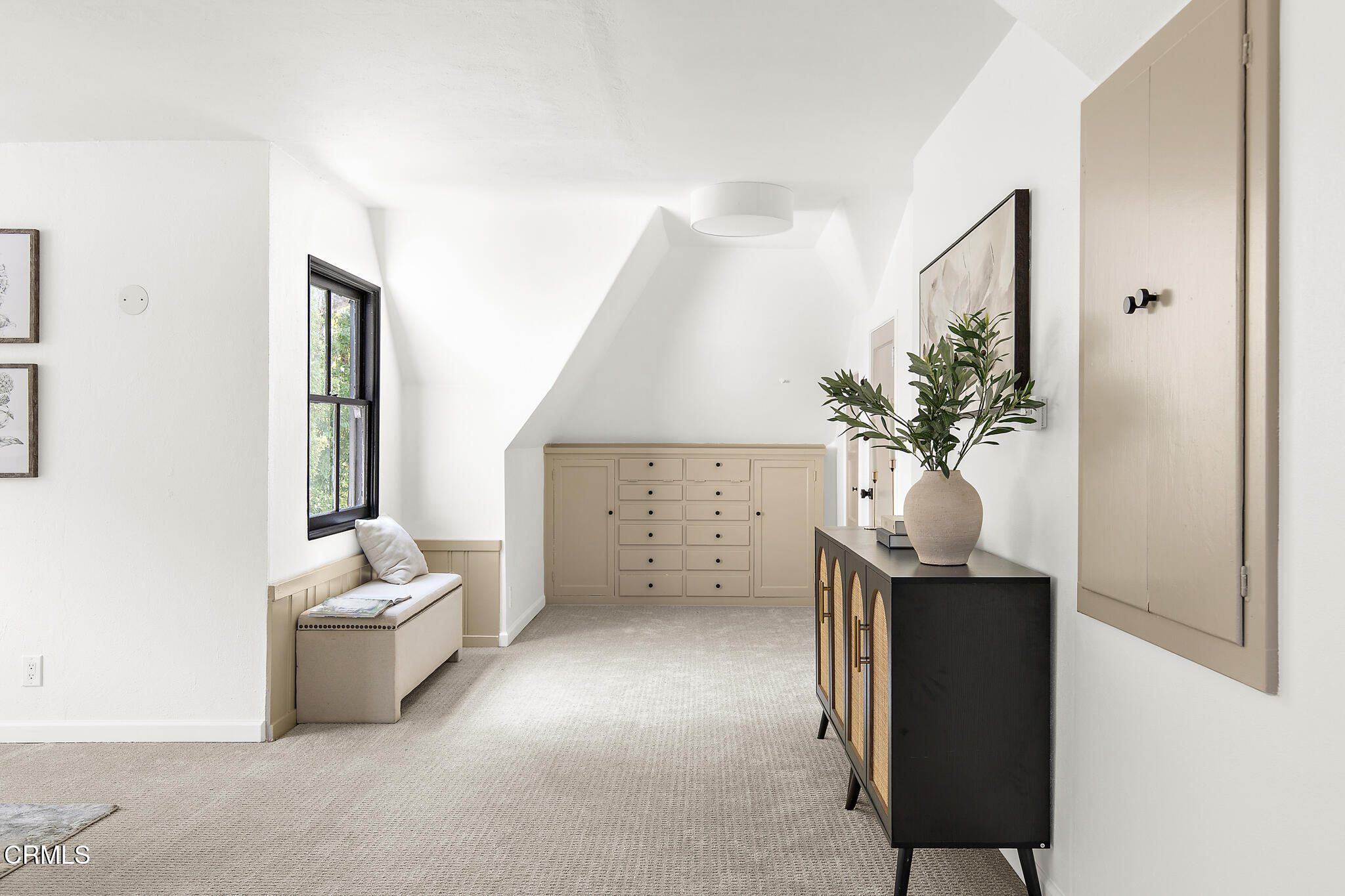 1858 Laurel Bay Drive Pasadena, CA 91105 - Photo 28 of 47 a living room with furniture and a potted plant