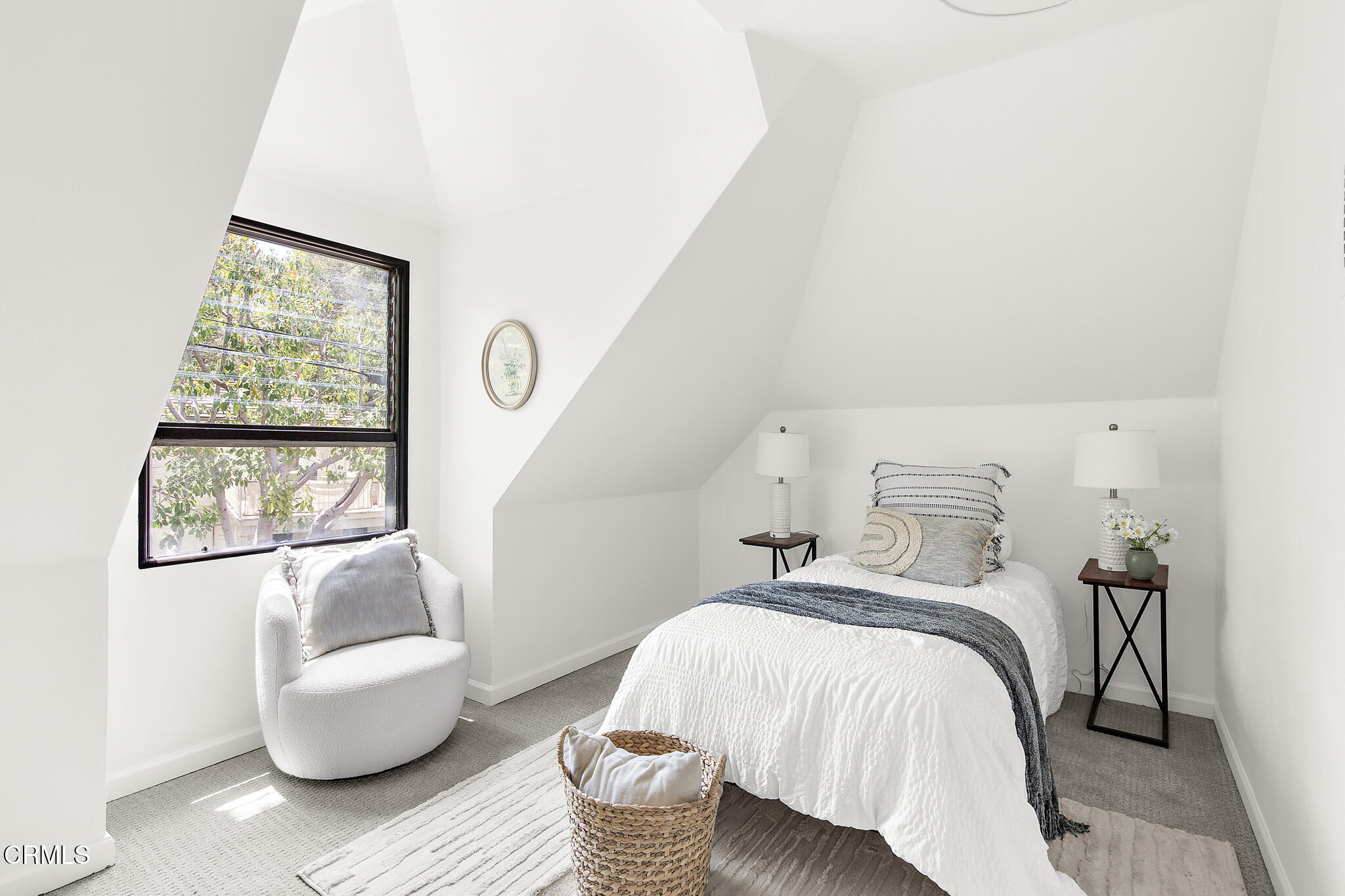 1858 Laurel Bay Drive Pasadena, CA 91105 - Photo 30 of 47 a bedroom with bed and a window