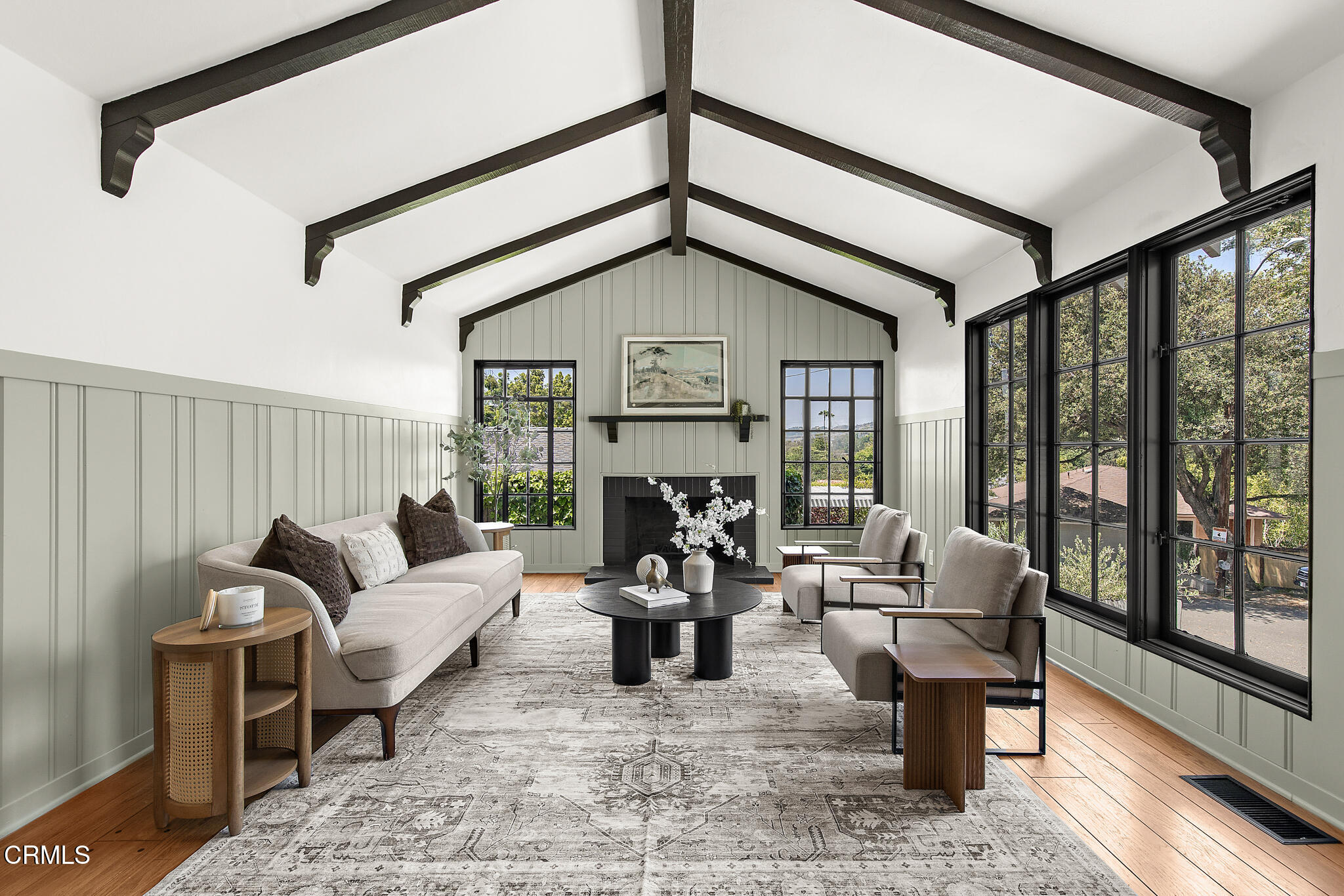 1858 Laurel Bay Drive Pasadena, CA 91105 - Photo 3 of 47 a living room with furniture