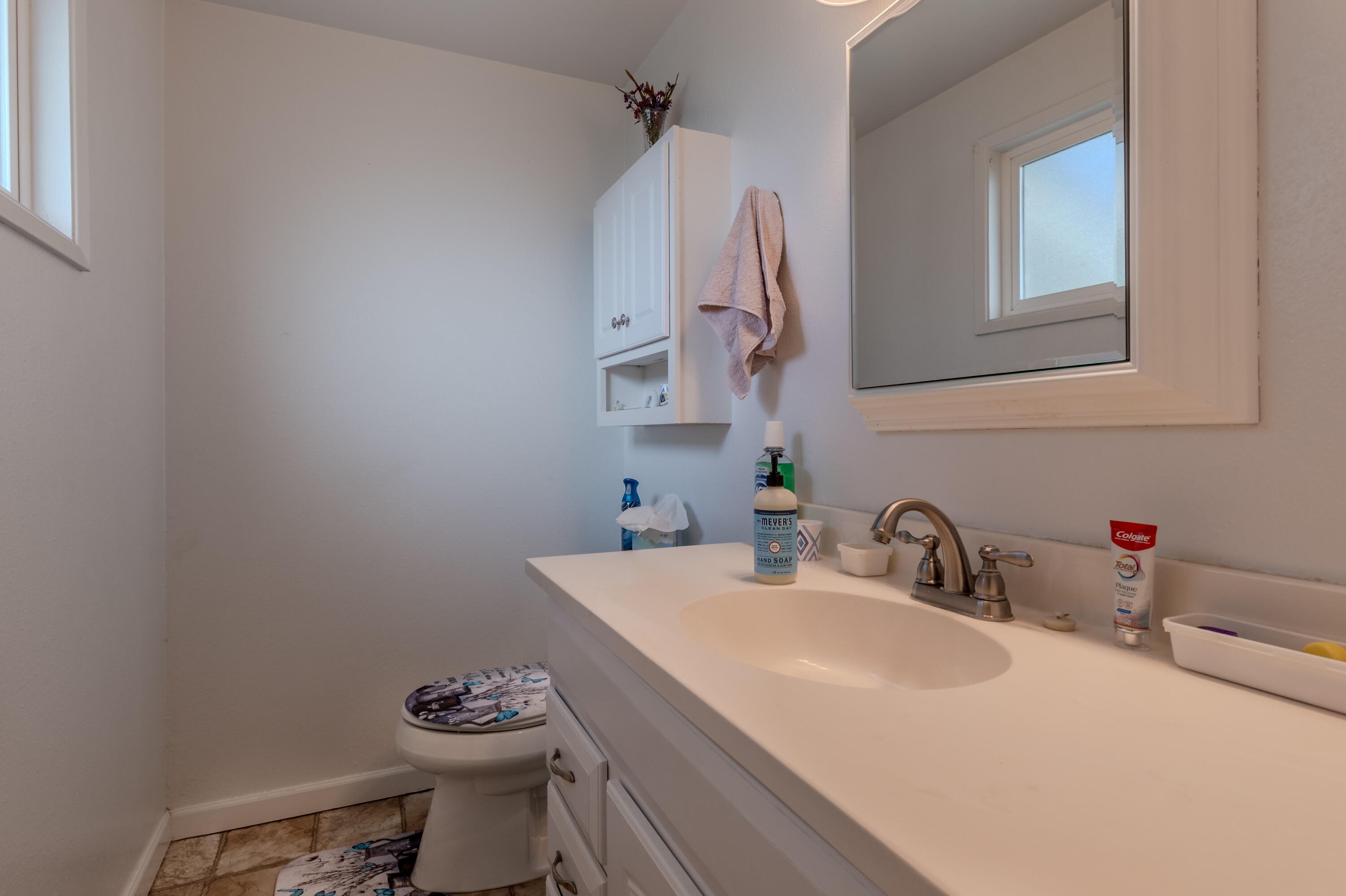 245 Highway 234 Eagle Point, OR 97524 - Photo 13 of 29 01-20