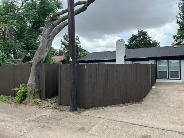 $2,200 | 3837 Burning Tree Lane, Garland, TX 75042