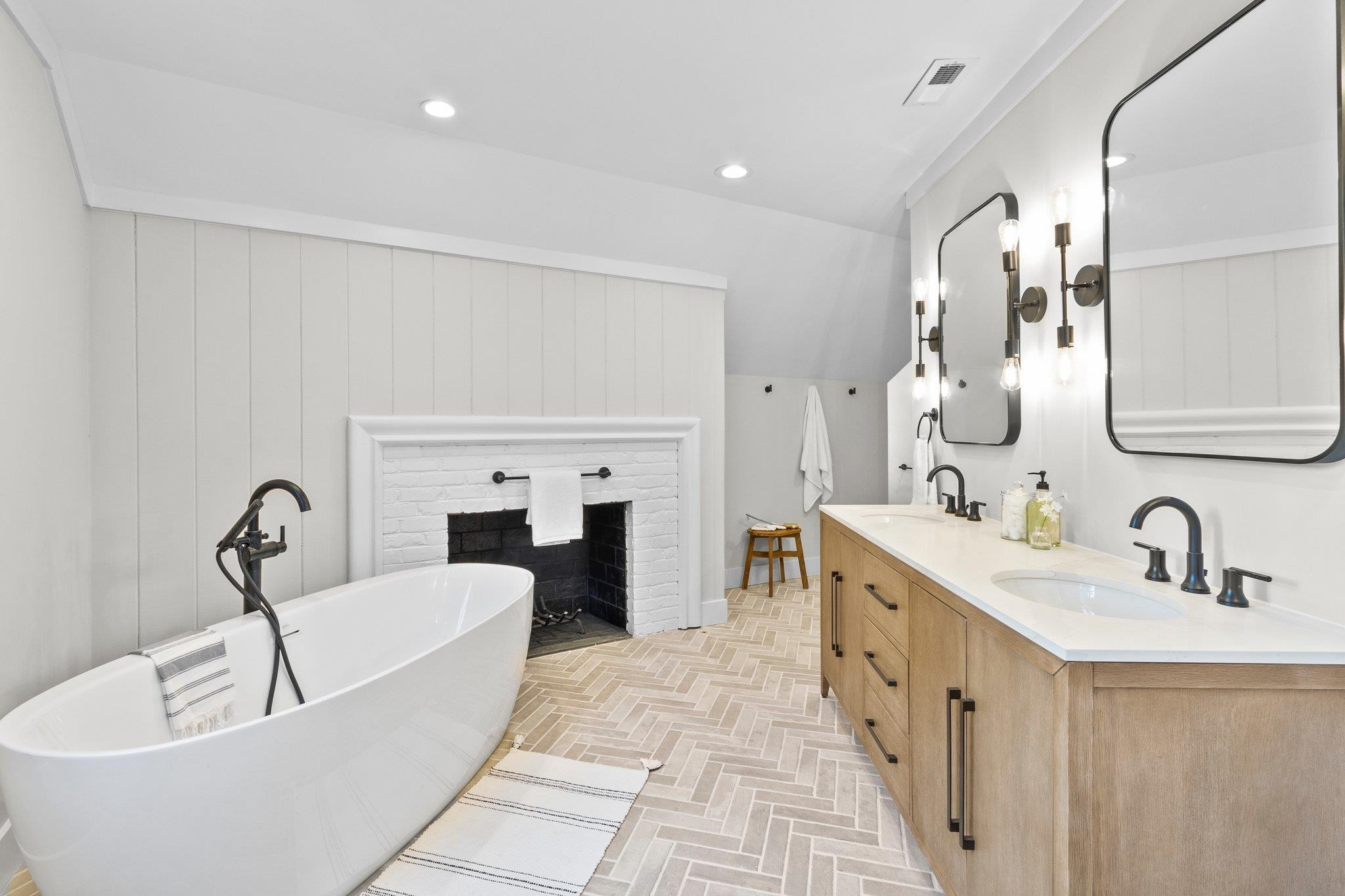 2504 Ridge Road Raleigh, NC 27612 - Photo 28 of 48 Photo 28
