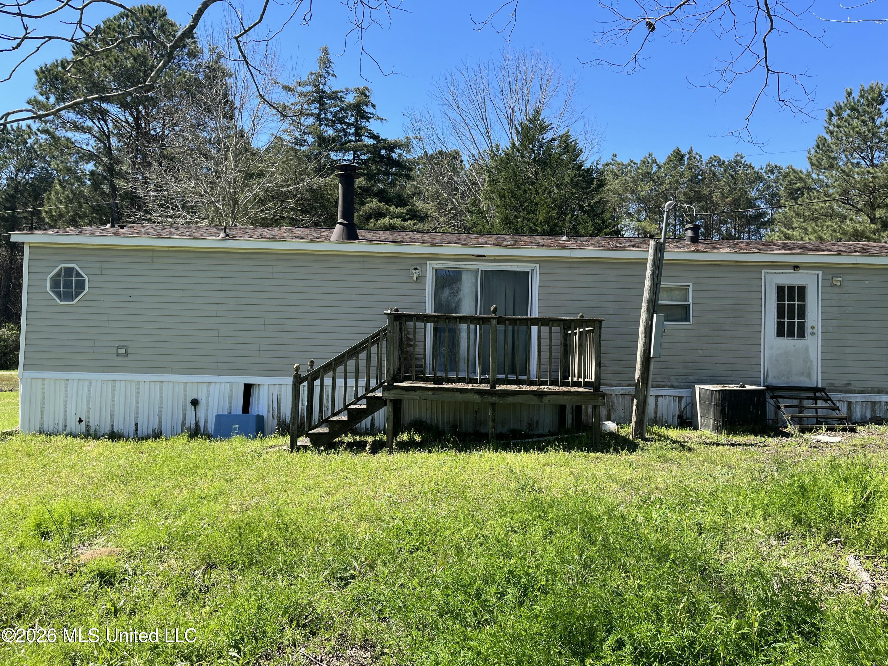 980 Tenner Road Natchez, MS 39120 - Photo 2 of 24 IMG_2965