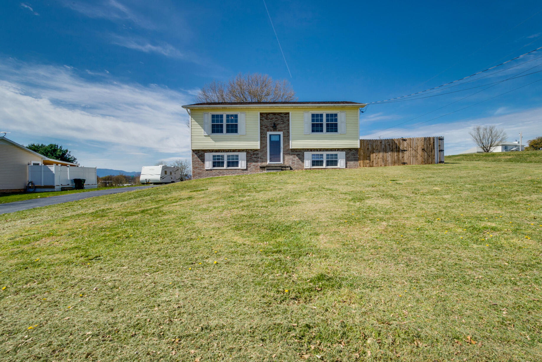 174 Leesburg Road Telford, TN 37690 - Photo 2 of 38 068D4531-CC8B-4E04-8D5F-7F8B8A21AE4A
