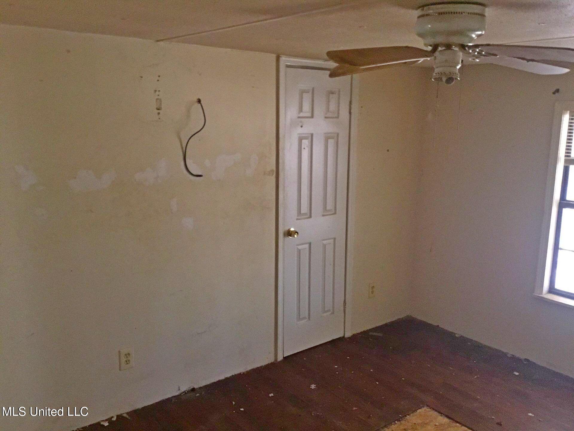 146 Lady Marian Road Brandon, MS 39042 - Photo 4 of 20 13-Feb 09 2026 01_45pm-zLmb