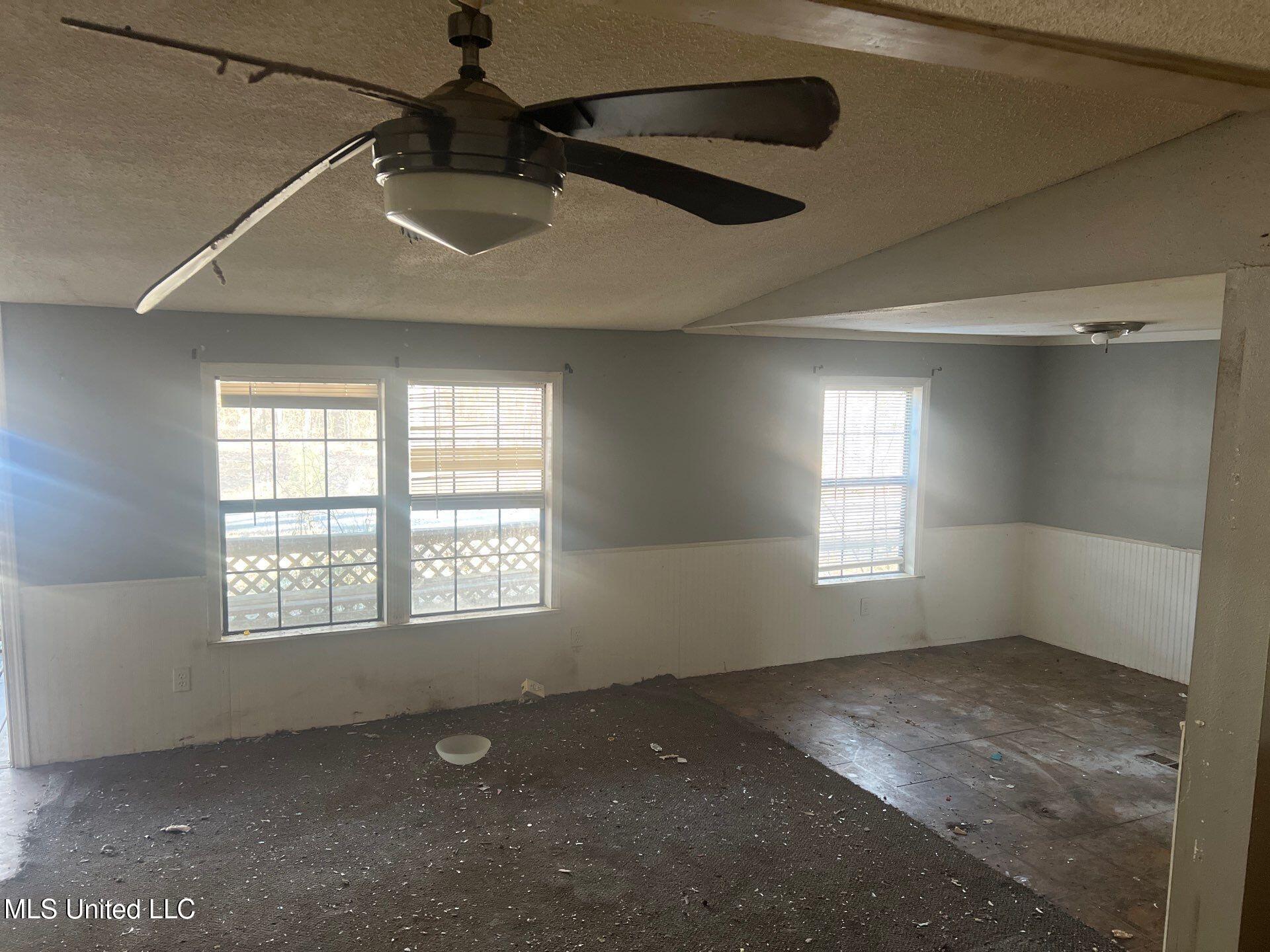 146 Lady Marian Road Brandon, MS 39042 - Photo 9 of 20 49-Feb 09 2026 03_07pm-AP4m