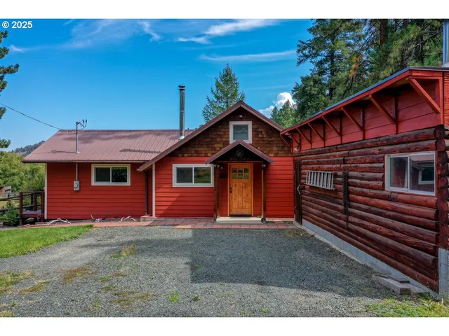 $424,000 | 26272 Pine Creek Road, John Day, OR 97845