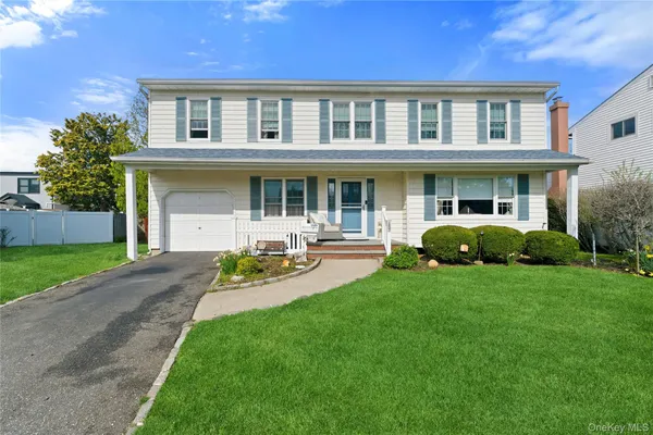 $895,000 | 157 Garden Place, West Hempstead, NY 11552