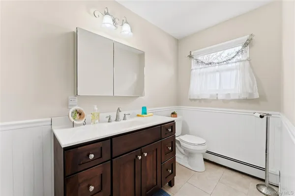 $895,000 | 157 Garden Place, West Hempstead, NY 11552