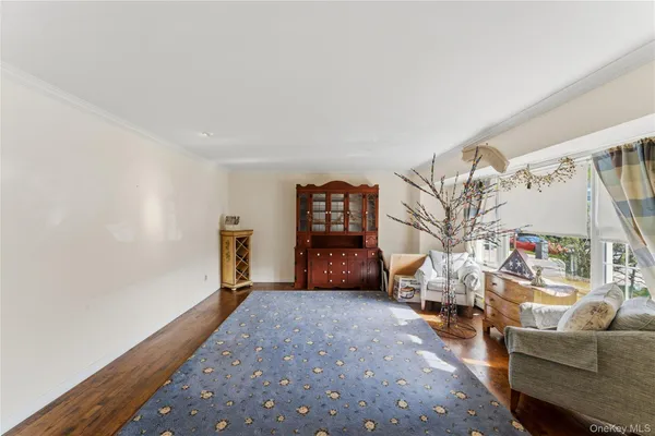 $895,000 | 157 Garden Place, West Hempstead, NY 11552
