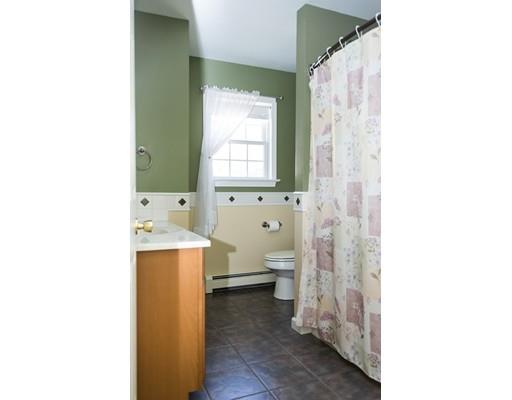 32 Fish Road Dudley, MA 01571 - Photo 14 of 30 Gallery Image 14