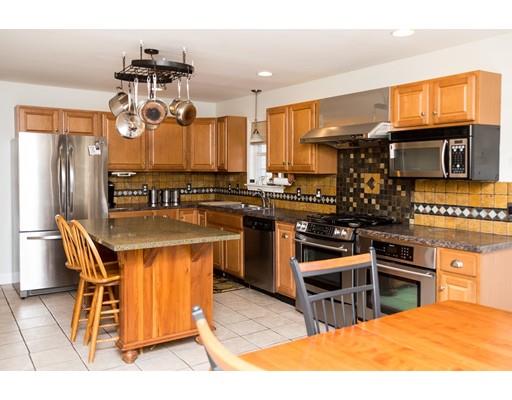 32 Fish Road Dudley, MA 01571 - Photo 4 of 30 Gallery Image 4