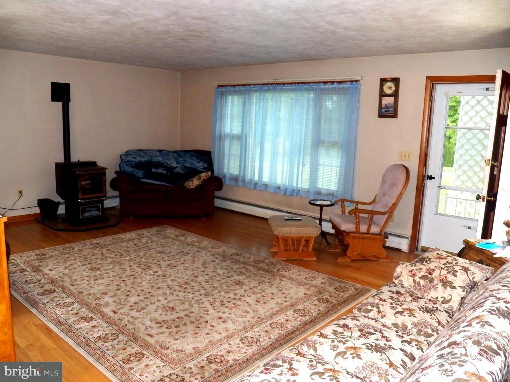 98 Deep Run Road Myerstown, PA 17067 - Photo 4 of 16 Gallery Image 4