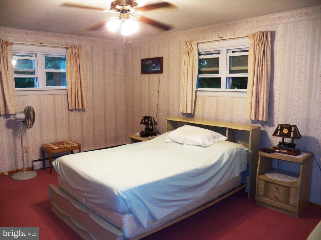 98 Deep Run Road Myerstown, PA 17067 - Photo 10 of 16 Gallery Image 10