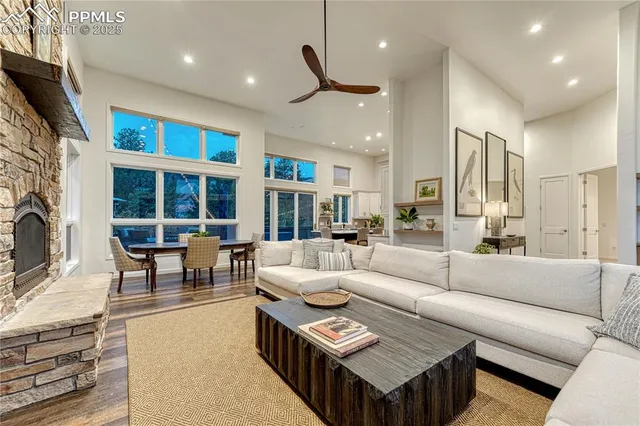 $1,425,000 | 6399 Perry Park Boulevard, Larkspur, CO 80118