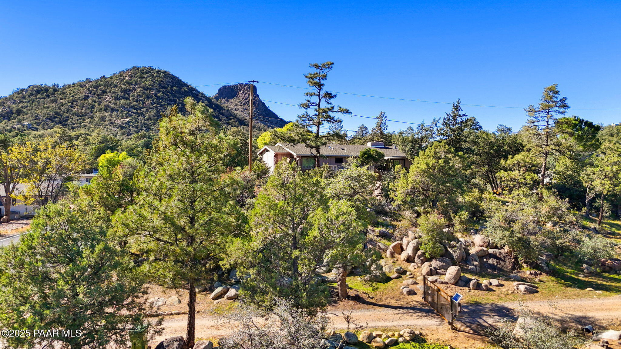 1828 Thumb Butte Road Prescott, AZ 86305 - Photo 15 of 16