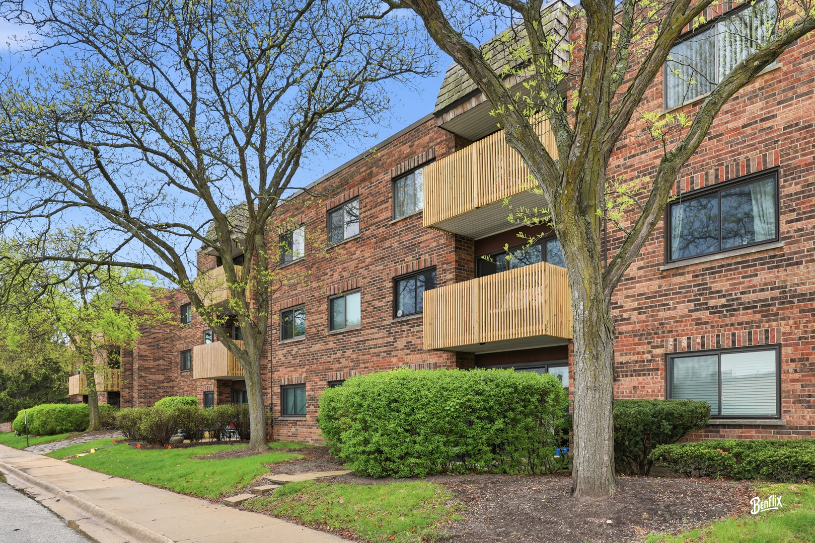 925 Spring Hill Drive, Unit 212 Northbrook, IL 60062 - Photo 13 of 16