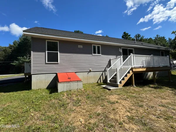 $579,500 | 152 Ingersoll Road, Wilton, NY 12866