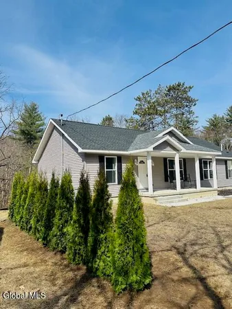 $579,500 | 152 Ingersoll Road, Wilton, NY 12866