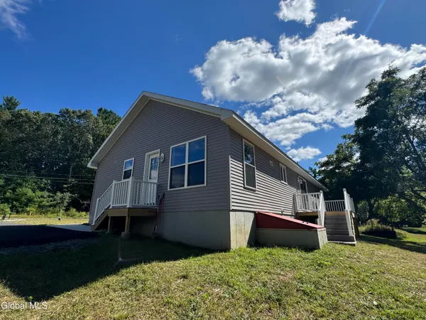 $579,500 | 152 Ingersoll Road, Wilton, NY 12866