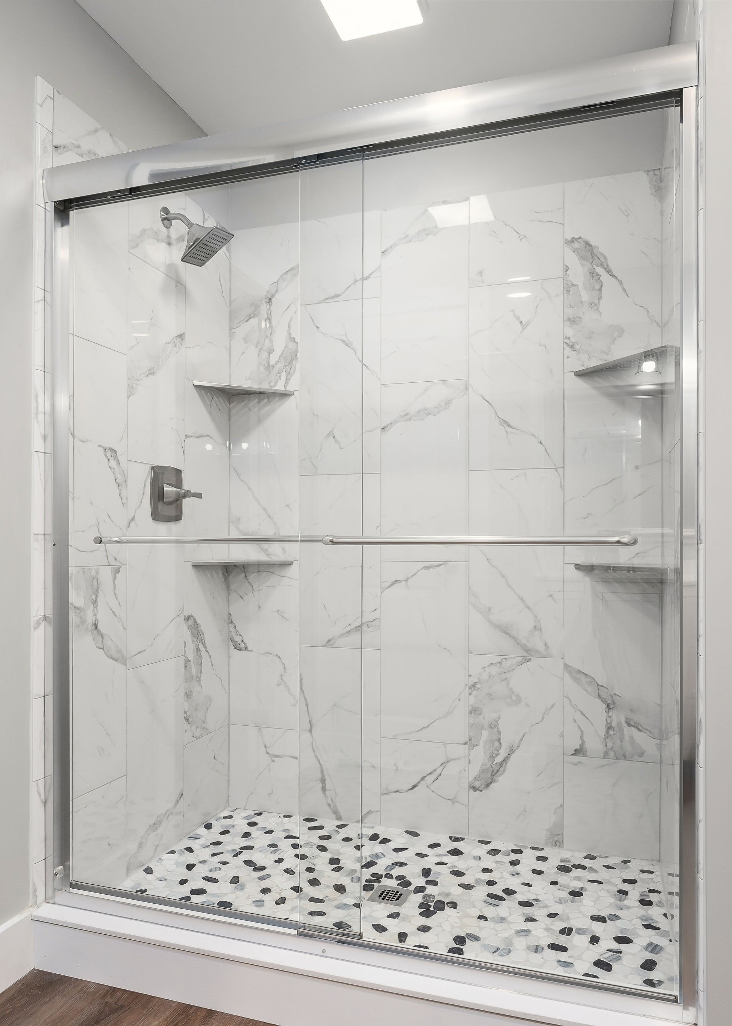 1053 Benton Tidwell Road Hilham, TN 38568 - Photo 20 of 39 a bathroom with a shower