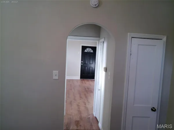 $1,150 | 6118 Vermont Avenue, St. Louis, MO 63111