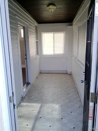 $1,150 | 6118 Vermont Avenue, St. Louis, MO 63111