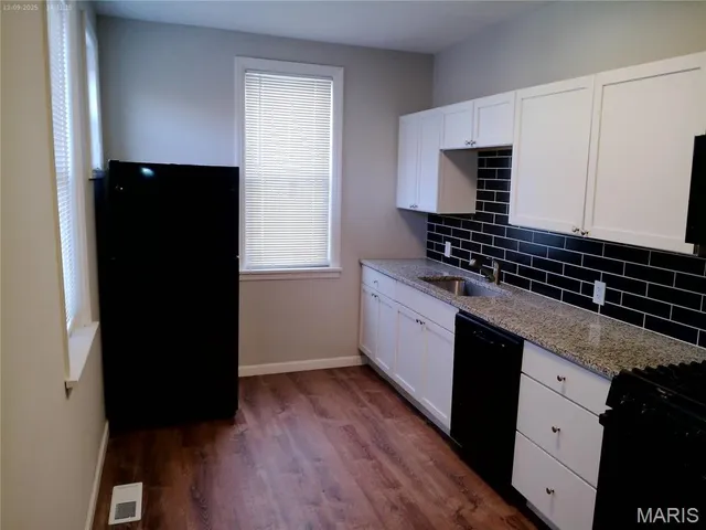 $1,250 | 6118 Vermont Avenue, St. Louis, MO 63111