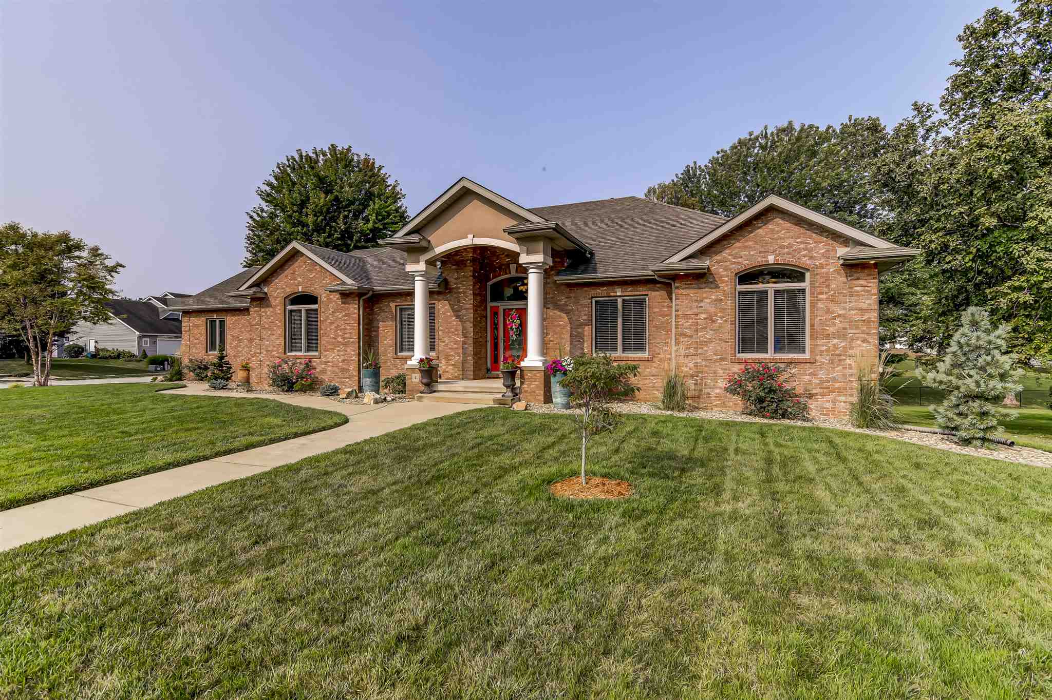 4 Isham Court Rochester, IL 62563 - Photo 2 of 48