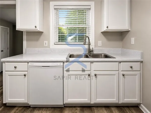 $1,550 | 1801 West Austin Road, Decatur, GA 30032