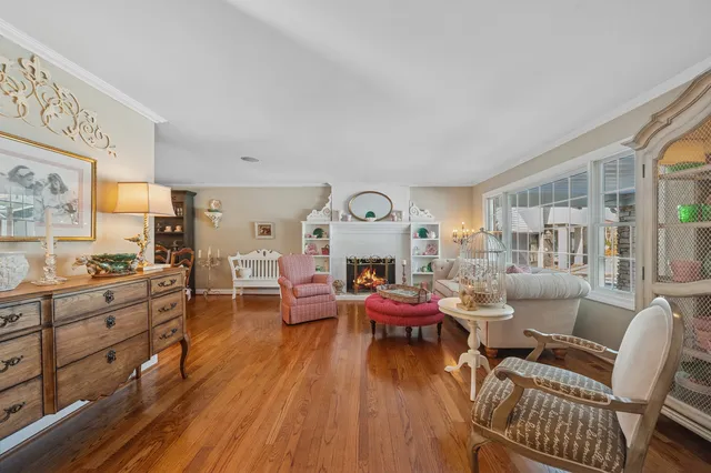 $699,900 | 706 Cherry Court, Itasca, IL 60143