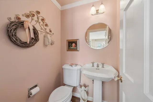 $699,900 | 706 Cherry Court, Itasca, IL 60143