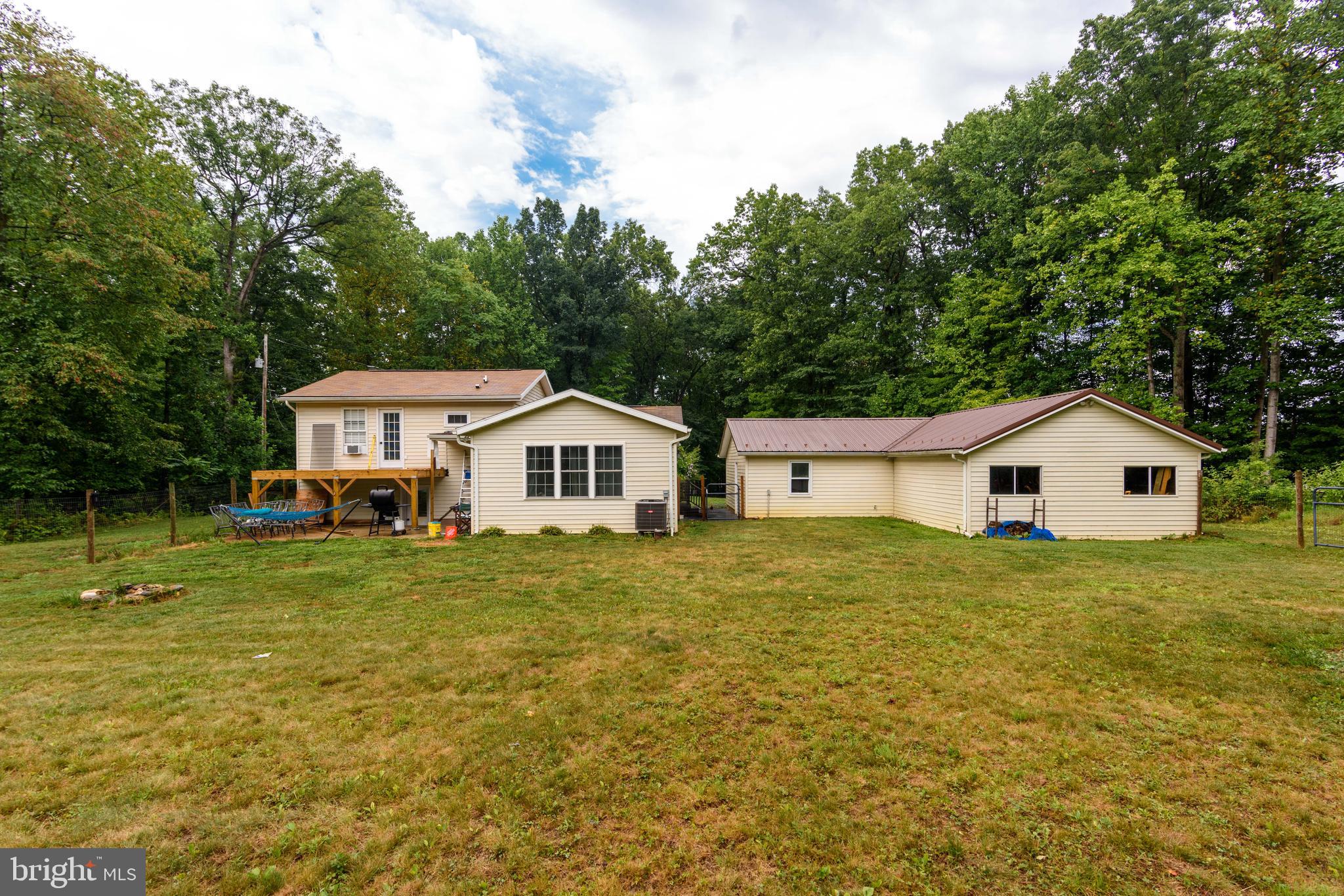 230 Red Tank Road Boiling Springs, PA 17007 - Photo 23 of 29 Gallery Image 23