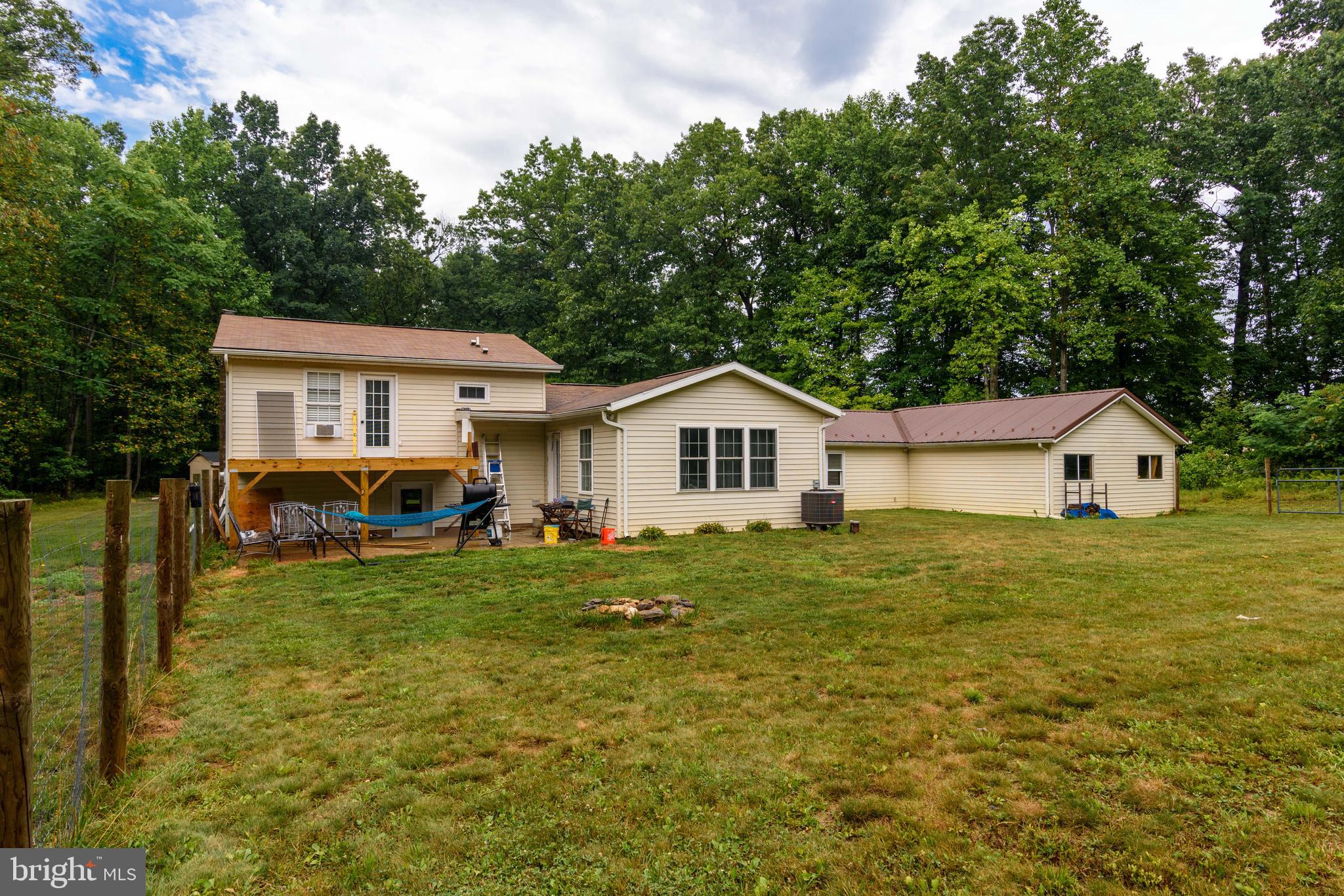 230 Red Tank Road Boiling Springs, PA 17007 - Photo 24 of 29 Gallery Image 24
