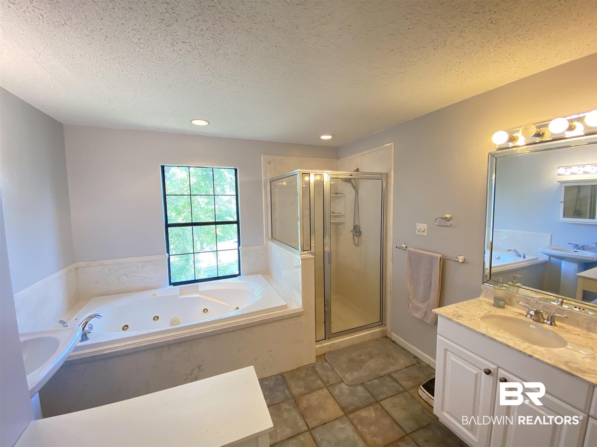 103 Broadmoor Drive Daphne, AL 36526 - Photo 15 of 33