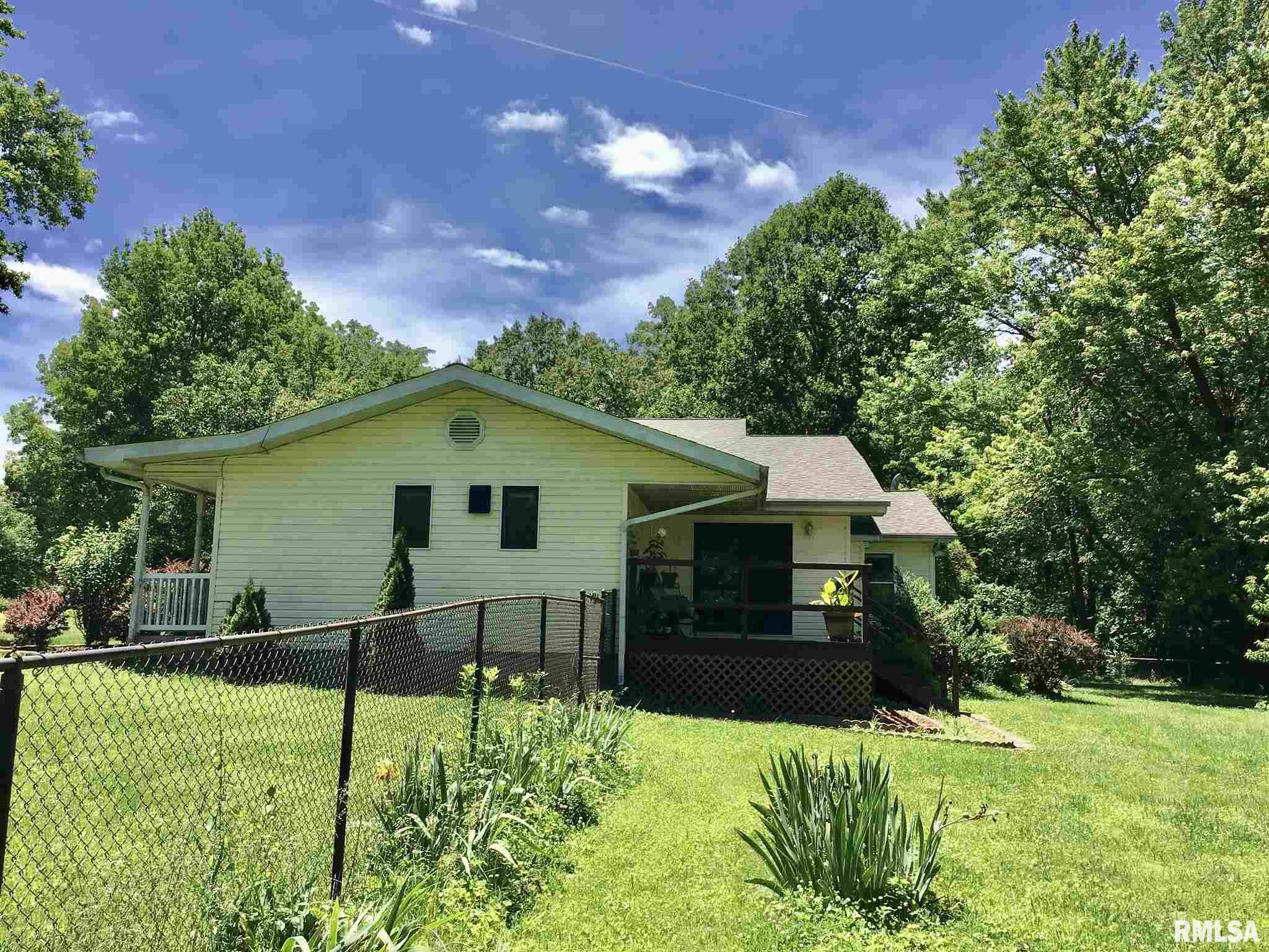 11746 Pebble Road Mount Vernon, IL 62864 - Photo 25 of 43 Gallery Image 25