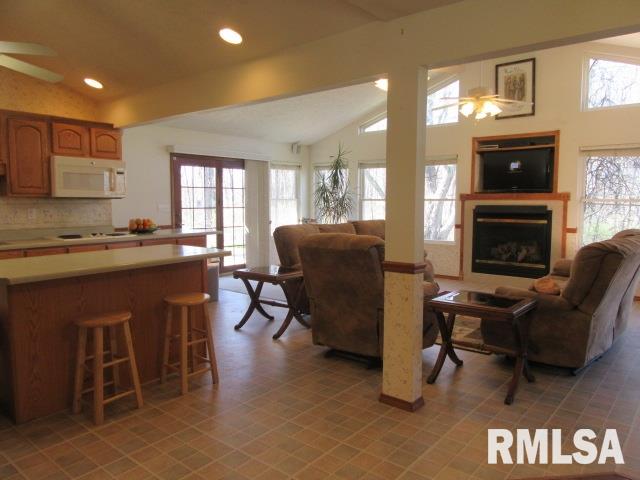 11746 Pebble Road Mount Vernon, IL 62864 - Photo 27 of 43 Gallery Image 27